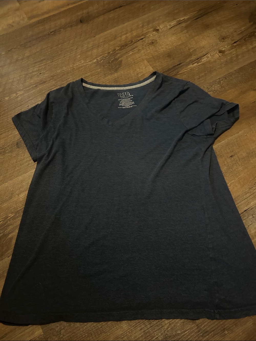 Time and Tru Women's Short Sleeve Tee in Navy